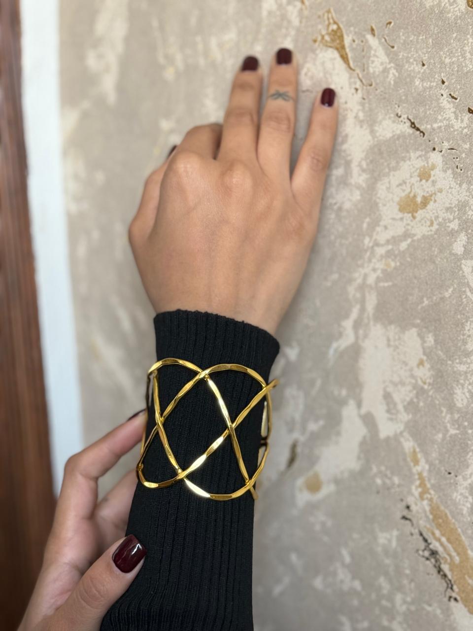 Golden Wave Bracelet