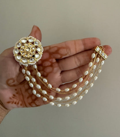 Meher Kanauti / Earchain With Amara Studs
