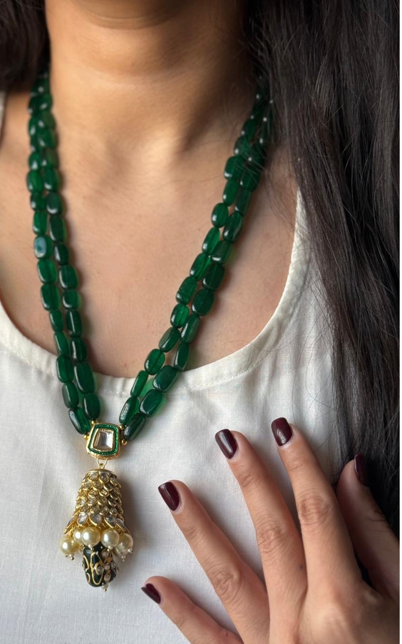 Onyx Beads Emerald Green Kundan Necklace set